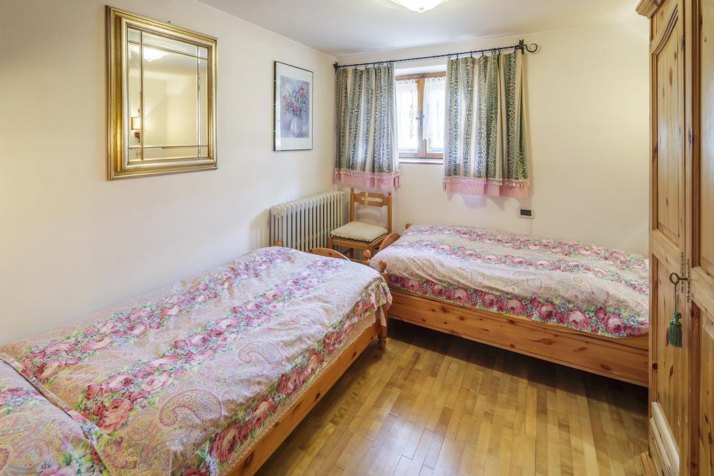Villa Casanova - Stayincortina Cortina d'Ampezzo Room photo